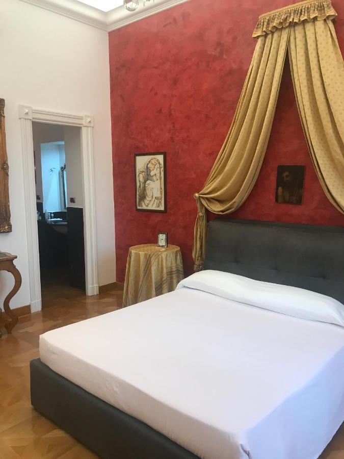 Elegante Appartamento Nel Centro Di Roma المظهر الخارجي الصورة
